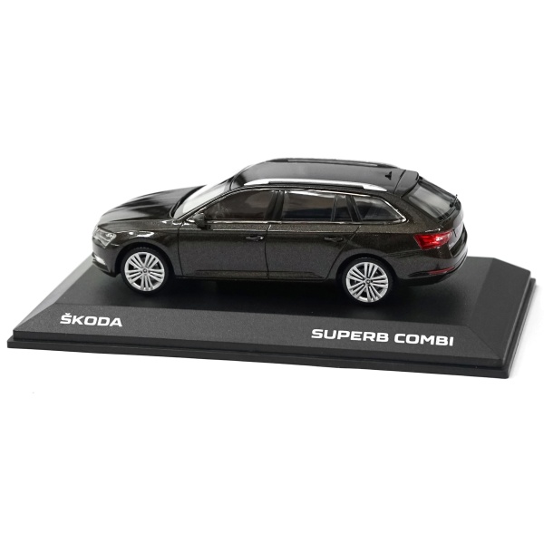 Macheta Oe Skoda Superb Combi 1:43 Maro Magnetic Brown 3V9099300F8V